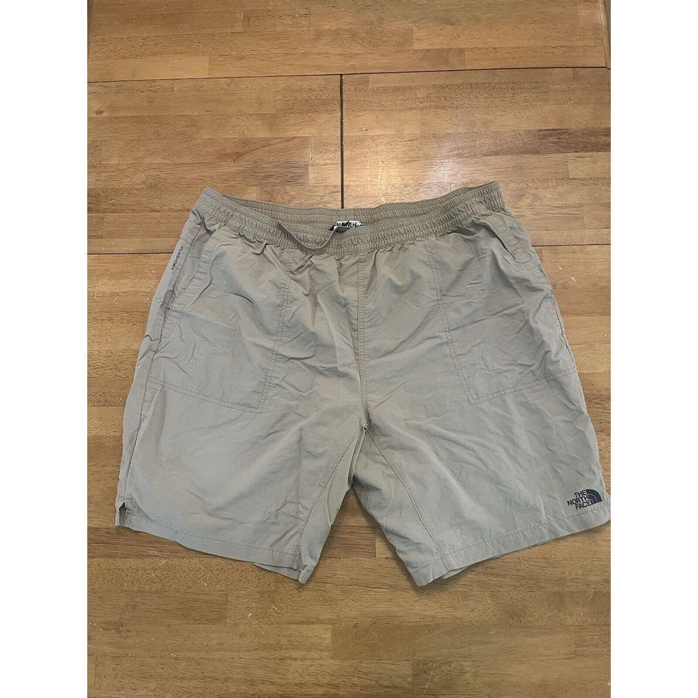 The North Face Cargo Shorts Mens 2XL Tan Hiking Outdoors Drawstring 9"
